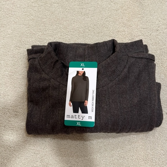 Matty M Ladies' Mock Neck Ribbed Tunic - Picture 5 of 5